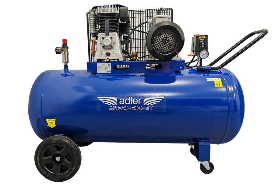 Öljyvoideltu ilmakompressori Adler AD520-200-3T