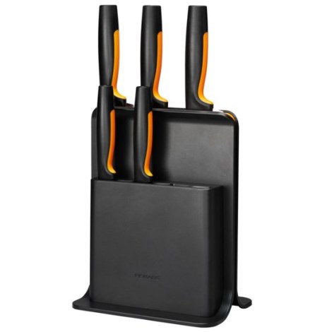 5 veitsen sarja ja veitsiteline Fiskars Functional Form