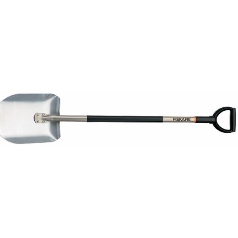 Kevyt puutarhalapio Fiskars 132500