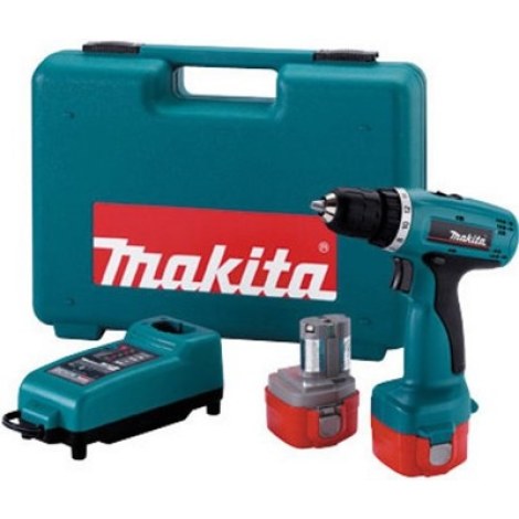 Pora/ruuvinväännin Makita 6281DWAE; 14,4 V; 2x1,9 Ah akku
