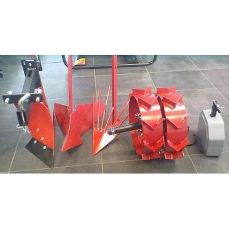 Suuri setti: (metallipyörät, akseli, aura, kyntövako, perunanostin, painot) Pubert 8000020105