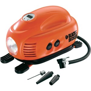 Kompressori BLACK & DECKER ASI200 + tarvikkeet