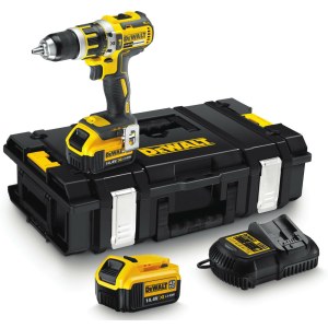 Pora/ruuvinväännin DeWalt DCD737M2; 14,4 V; 2x4,0 Ah akku