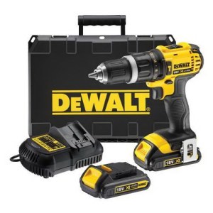 Iskupora / ruuvinväännin DeWalt DCD776C2; 18 V; 2x1,3 Ah akku