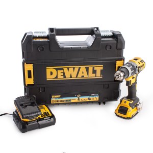 Pora/ruuvinväännin DeWalt DCD797D2B-QW; 18 V; 2x2,0 Ah akku