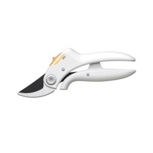 Oksasakset, ohileikkaava malli Fiskars PowerLever P57