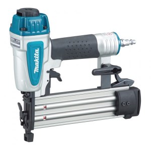 Paineilmakäyttöinen viimeistelynaulain Makita AF505
