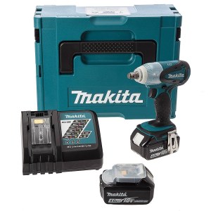 Iskumutterinväännin Makita DTW190RFJ; 14,4 V; 2x3,0 Ah akku