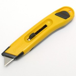 Veitsi, vaihdettavat terät Stanley UTILITY; 18 mm