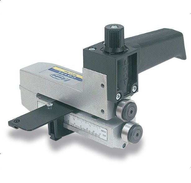 Leikkuri Virutex CO15L