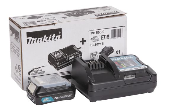Tarvikesarja Makita; 12 V; 1x2,0 Ah akku + laturi DC10WD