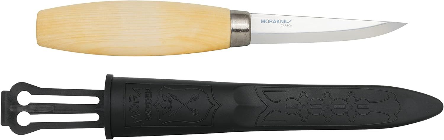 Veitsi Morakniv 106; 82 mm; puun veistämiseen