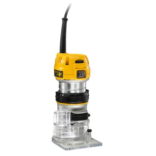 Reunajyrsin DeWalt D26200; 900 W