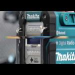 Makita DMR112